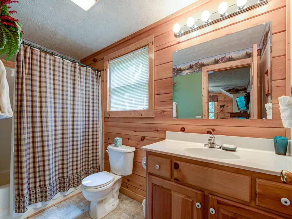Cubs Cove Villa Gatlinburg Exterior photo